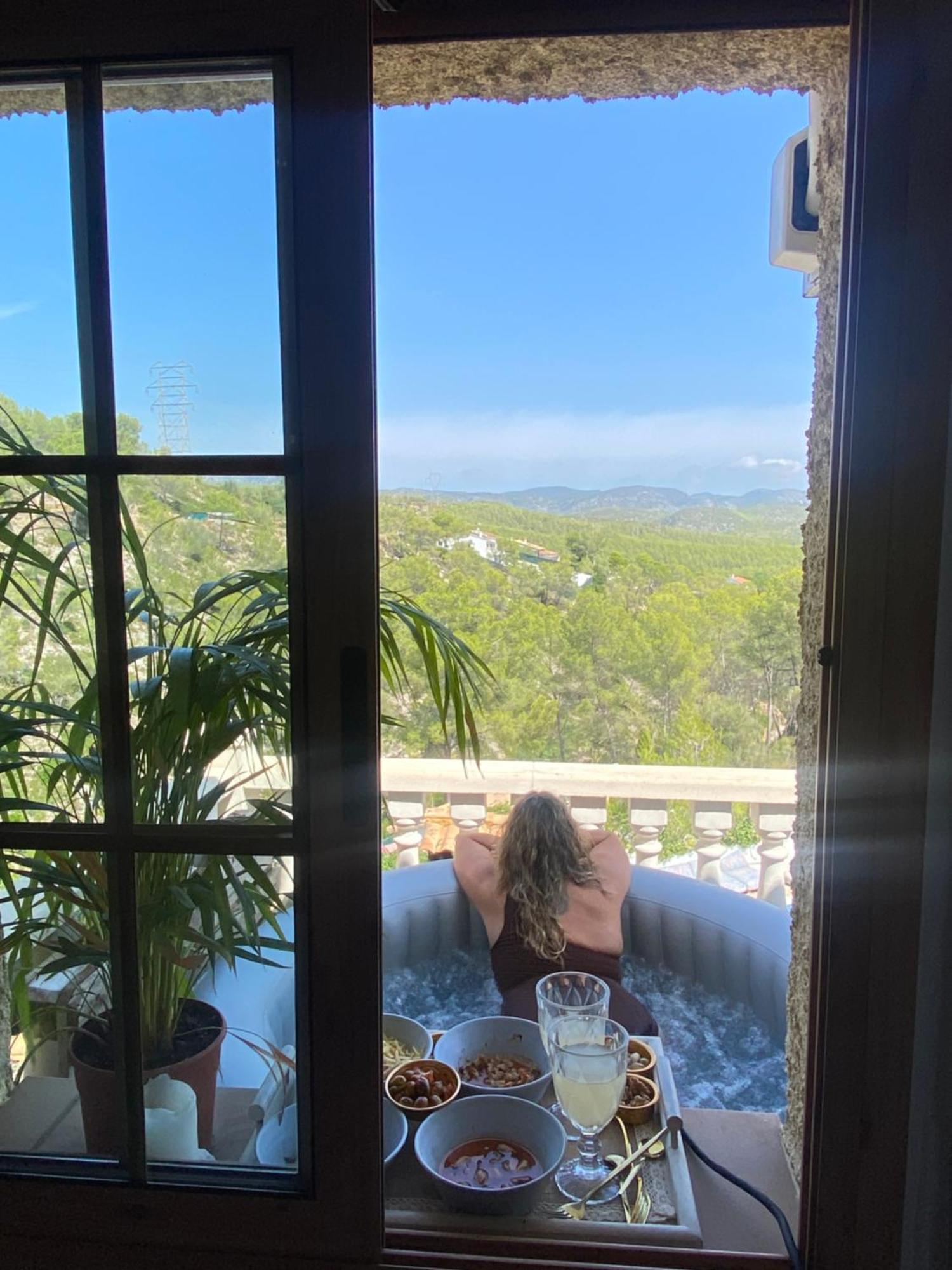 Amira Home Near Sitges سانت بيرِ ذي ريبيس المظهر الخارجي الصورة